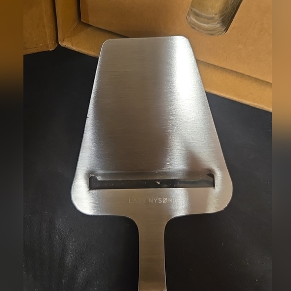 2pc Silver Cheese Knife & Slicer Peeler Set Made With Stainless Steel - Picture 3 of 16